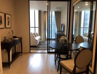 1 Bedroom For Rent in Noble Ploenchit