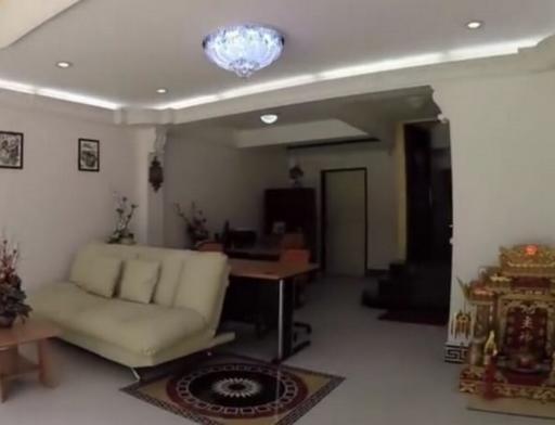 Home Office For Rent or Sale in Silom