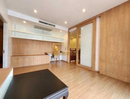 3 Bedroom Duplex Apartment For Rent in Ekkamai