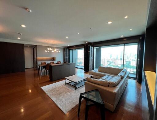 Parco Condo  4 Bedroom Luxury Condo For Rent in Sathorn