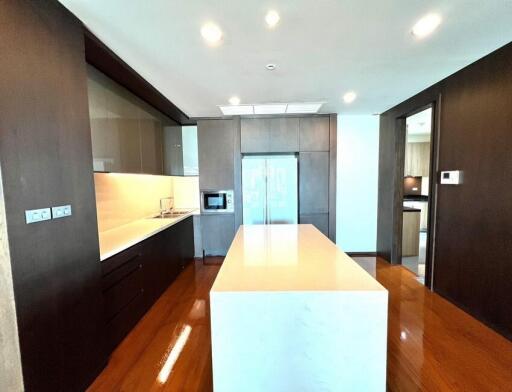 Parco Condo  4 Bedroom Luxury Condo For Rent in Sathorn