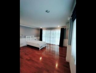 Fantasia Villa 3  4 Bedroom House For Rent in Bearing