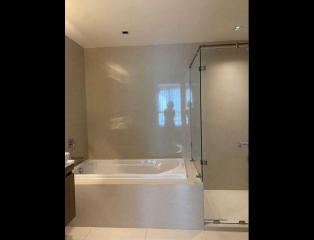 Vtara Sukhumvit 36  2 Bedroom Condo For Rent in Thonglor