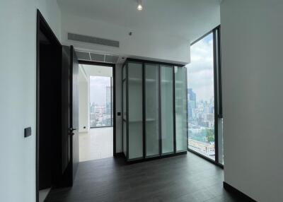 Tait 12  1 Bedroom Condo For Sale in Sathorn