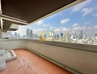 4 Bedroom Apartment in Phrom Phong