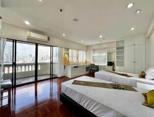 4 Bedroom Apartment in Phrom Phong