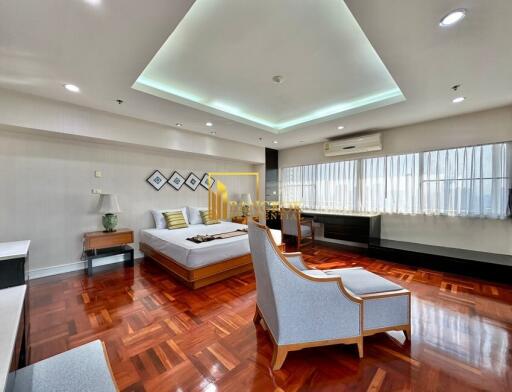 4 Bedroom Apartment in Phrom Phong