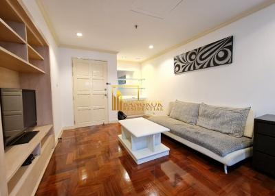 Baan Suanpetch  2 Bedroom Condo in Phrom Phong