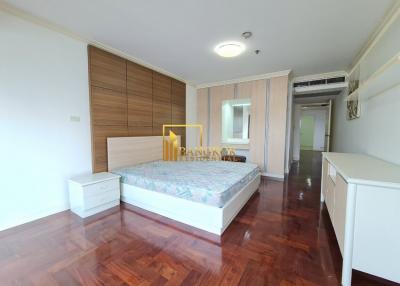 Baan Suanpetch  2 Bedroom Condo in Phrom Phong