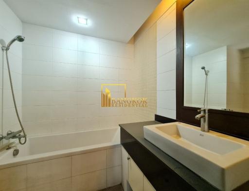 Baan Suanpetch  2 Bedroom Condo in Phrom Phong