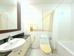 Baan Suanpetch  2 Bedroom Condo in Phrom Phong