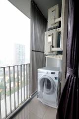 Compact balcony with washing machine and air conditioning unit