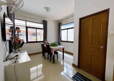 For rent, 2-story detached house, Golden Town Village, Wang Hin-Khao Taeng On, Sriracha.