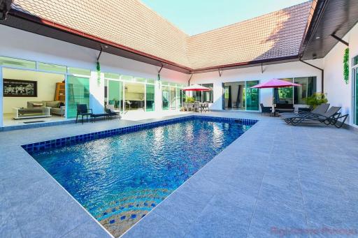 5 Bed House For Sale In Huay Yai - Not In A Village