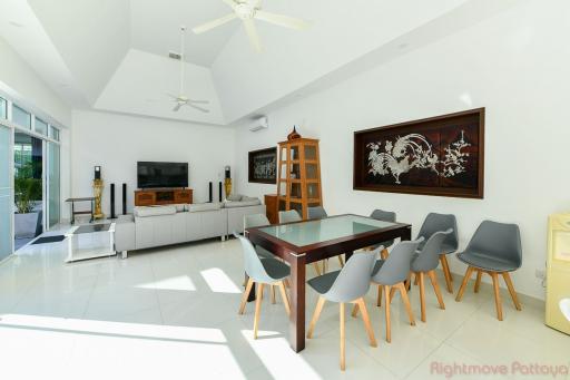 5 Bed House For Sale In Huay Yai - Not In A Village