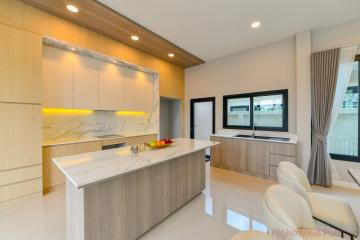 3 Bed House For Sale In Huay Yai - Garden Ville 8