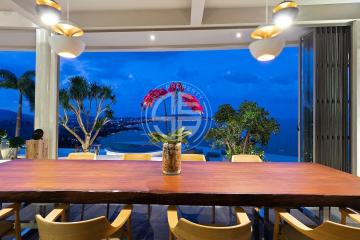 7 bedrooms luxury premium sea view  in Samui