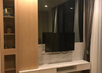 1-BR Condo at Noble Around Sukhumvit 33 near BTS Phrom Phong