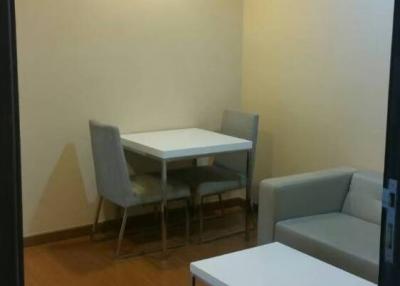 1-BR Condo at Diamond Sukhumvit near BTS On Nut