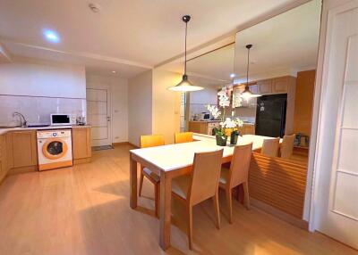 2 bed Condo in The Bangkok Sukhumvit 61 Khlong Tan Nuea Sub District C020774