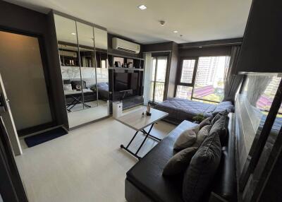 Studio bed Condo in Rhythm Sukhumvit 36-38 Phra Khanong Sub District C019707