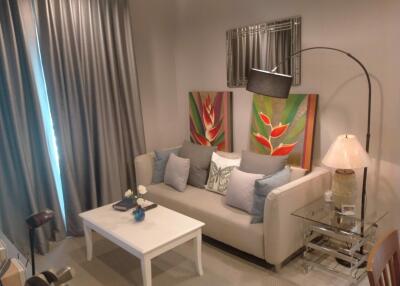 2 bed Condo in Rhythm Sukhumvit 36-38 Phra Khanong Sub District C020778