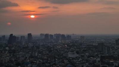 Stunning sunset over the city skyline