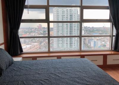 1 BEDROOM for sale in Pathumwan