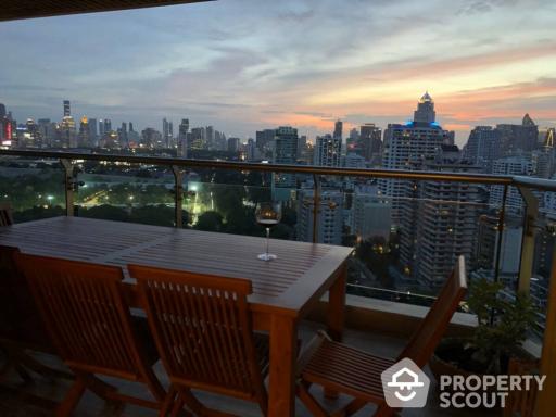 4-BR Condo at The Lakes Bangkok near BTS Asok (ID 512885)