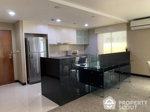 3-BR Condo at Sathorn Park Place Condominium near MRT Lumphini