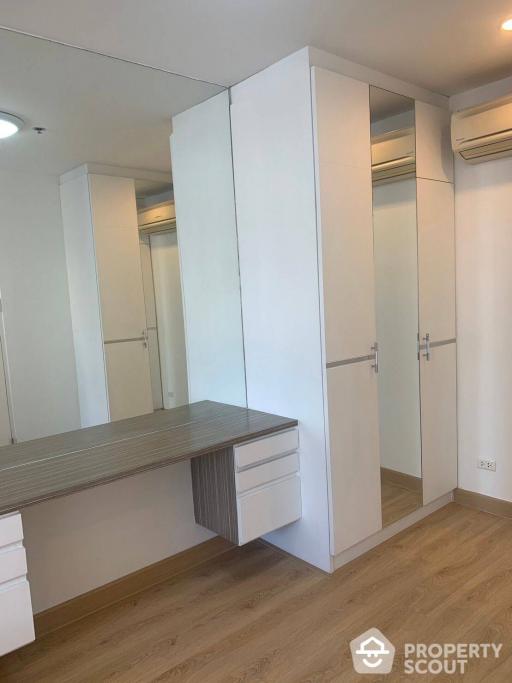 1-BR Condo at Condo One X Sukhumvit 26 near BTS Phrom Phong