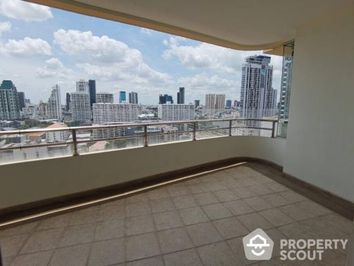 4-BR Condo at Hampton Thonglor 10 near BTS Thong Lor (ID 515122)