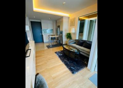 H Sukhumvit 43  1 Bedroom Condo For Rent in Phrom Phong