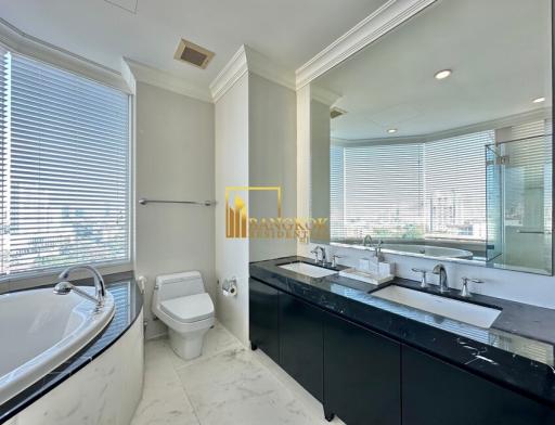 Royce Private Residence  3 Bedroom Condo in Asoke