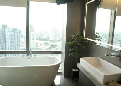The Bangkok  1 Bedroom Duplex Condo in Sathorn