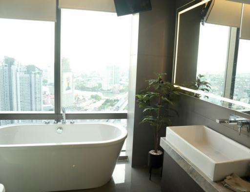 The Bangkok  1 Bedroom Duplex Condo in Sathorn