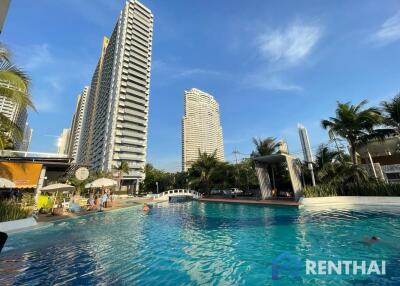 สำหรับ ขาย คอนโด 1 ห้องนอน ที่ Lumpini Park Beach Jomtien