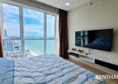 Beautiful 2beds unit in Beachfront condo Pattaya for sale