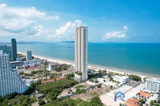 Beautiful 2beds unit in Beachfront condo Pattaya for sale