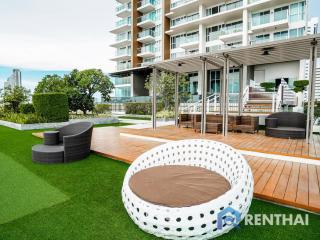 For sale 2bedrooms in beachfront condo Pattaya