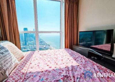 For sale 2bedrooms in beachfront condo Pattaya