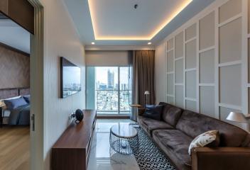 1-bedroom River view condo for sale near Samyan MRT station