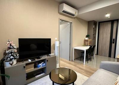 1-BR Condo at Oka Haus Sukhumvit 36 near BTS Thong Lor