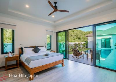 **Mint Condition!** 4 Bedroom Pool Villa inside Popular HHH8 Project with Spectacular Mountain View close to Banyan Golf in Hua Hin for Sale (Completed & Ready to Move in)