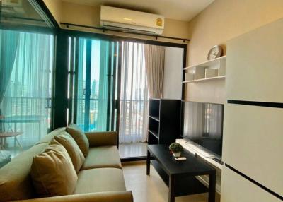 1-BR Condo at Condolette Midst Rama 9 near MRT Phra Ram 9