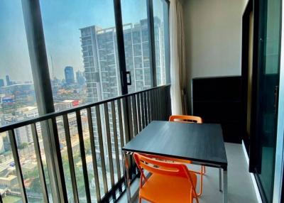 1-BR Condo at Condolette Midst Rama 9 near MRT Phra Ram 9