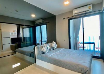 1-BR Condo at Condolette Midst Rama 9 near MRT Phra Ram 9