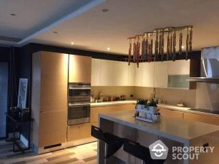 2-BR Condo at Richmond Palace Condominium near BTS Phrom Phong