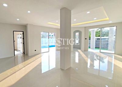 Suk Em Gargen – 3 bed 3 bath in East Pattaya PP10206