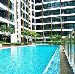 Apartment building with swimming pool view